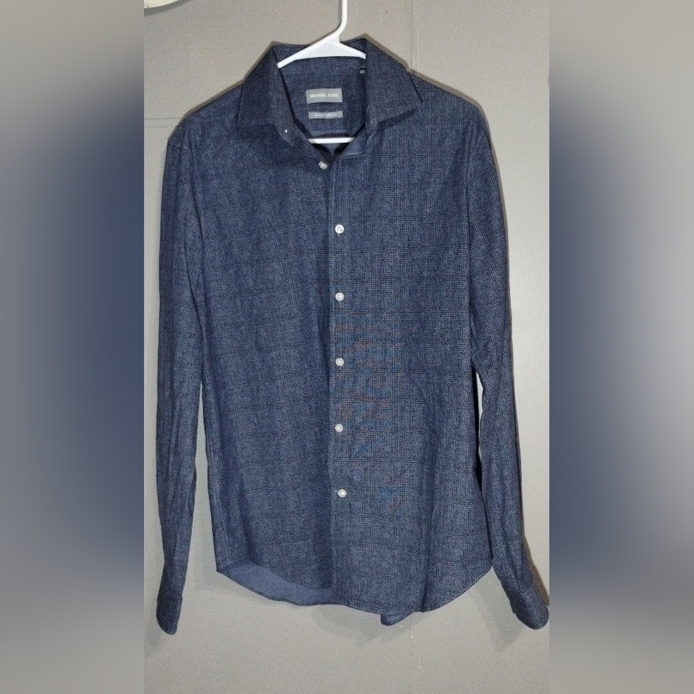 Michael Kors Men's Blue Button-Up Shirt Size (M)